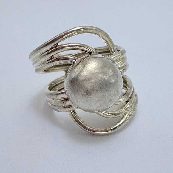 VTG Solid Sterling Silver 925 Interlocking Wrap Design Band Ring Size 7.75 - Picture 5 of 10